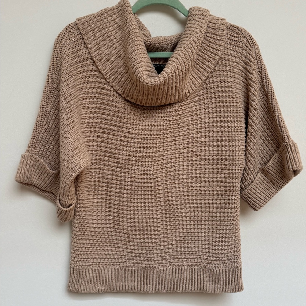 White House Black Market Women. 3/4 Sleeve Cowl Neck sweater. Size M. Beige/Gold